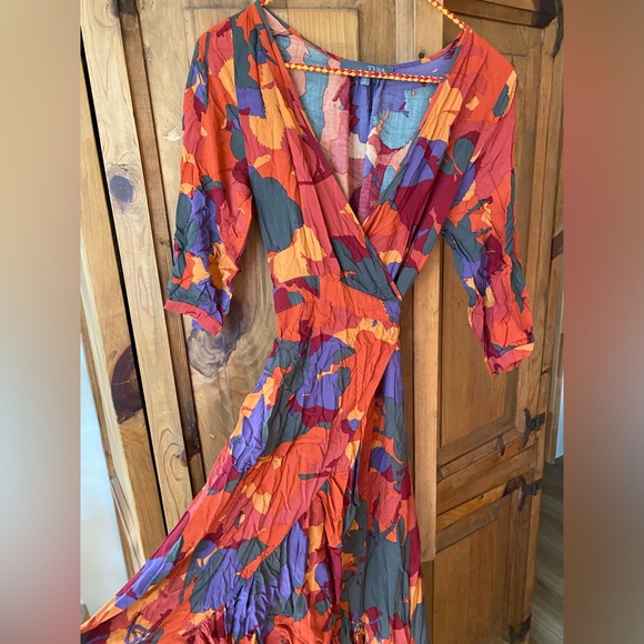 Flamenco style wrap around dress - Picture 5 of 8